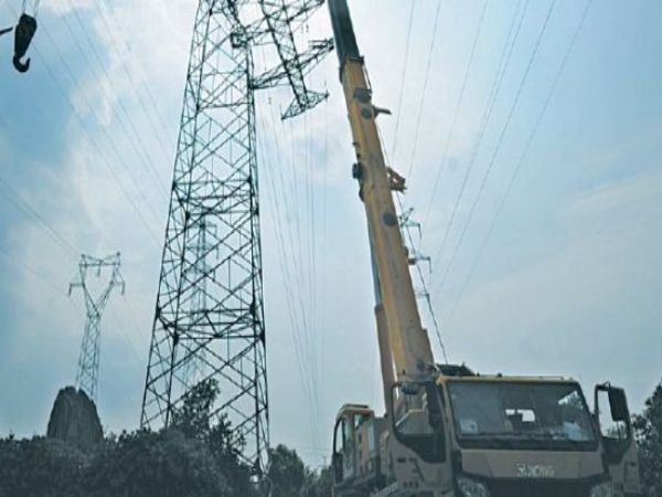 东城区吊车出租电话_-吊车出租公司的施工注意事项